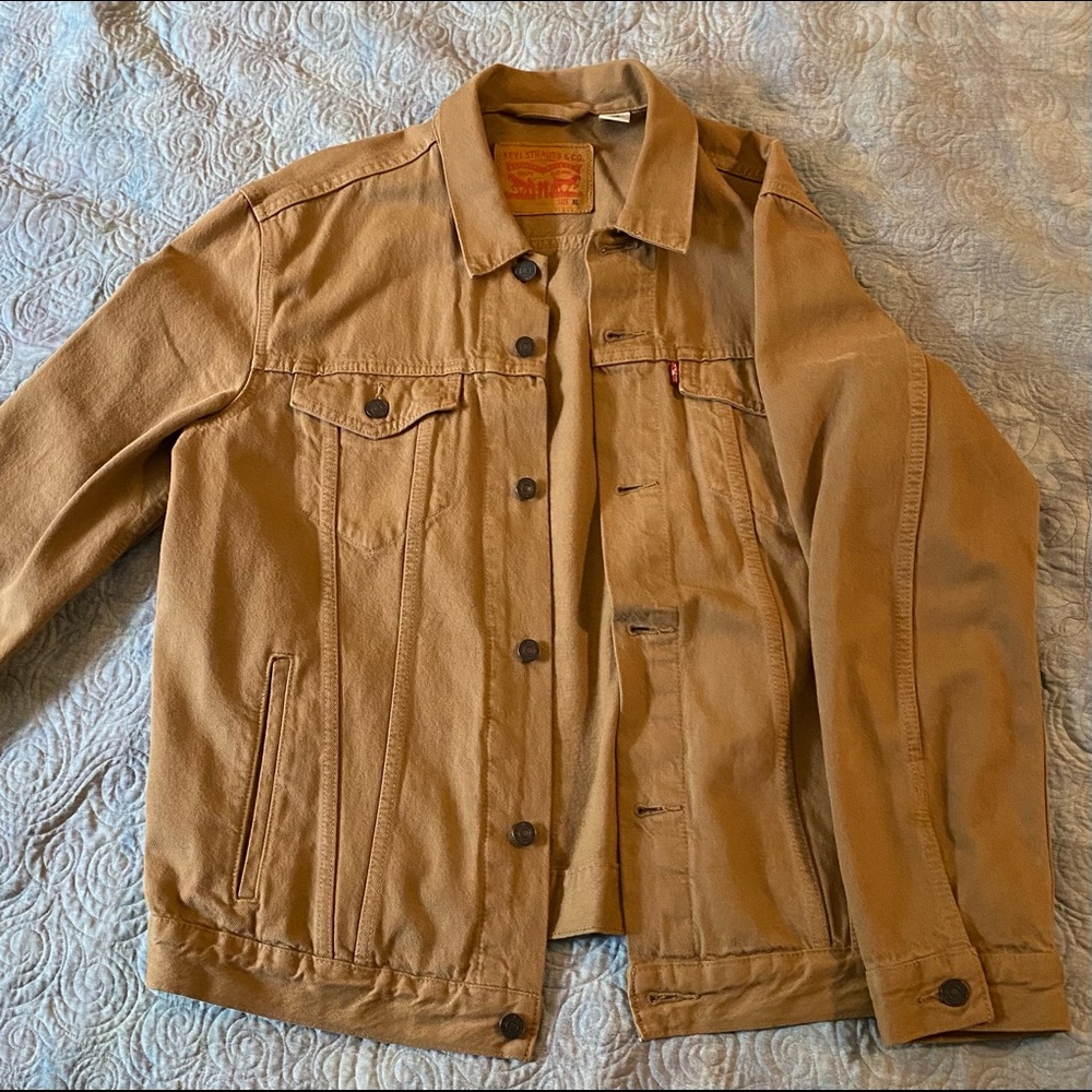 Levi’s Vintage Fit Trucker Jacket